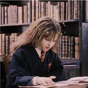 妙龄女被老汉压身小说
